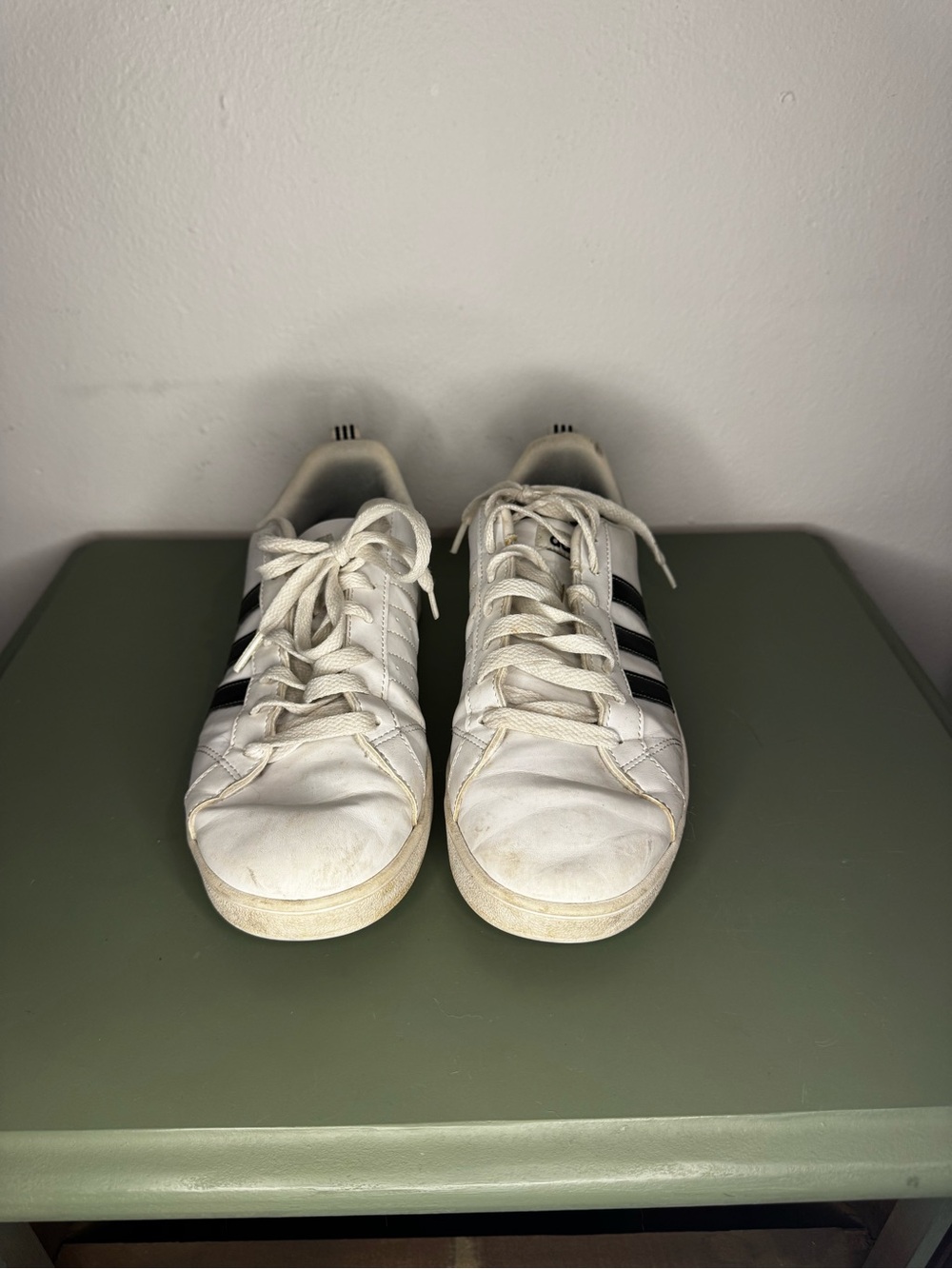 adidas Women’s White Sneakers with Black Three Stripes - Size 10 - Picture 3 of 6